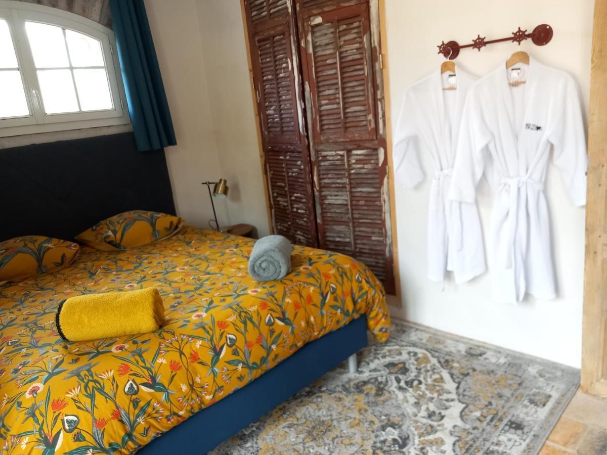 Gîte- Mas de charme Cévennes 2 à 8 personnes Saint Jean du Pin Exterior foto
